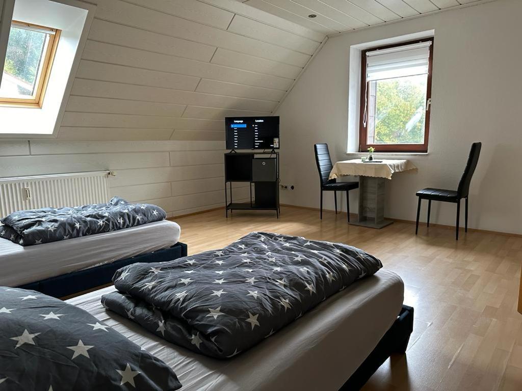 Komfortables Apartment Karlsruhe Bagian luar foto
